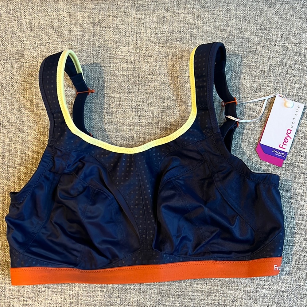 Freya Active Dynamic Wirefree Hi-Impact Soft Cup Sports Bra